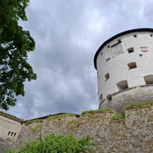 Auf der Burg 16